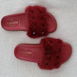 VALENTINO GARAVANI Burgundy/Gold‎ Mink Fur Rockstud Sandals Slippers Size 35